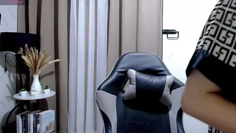 Leah online show from 23, 10, 2025