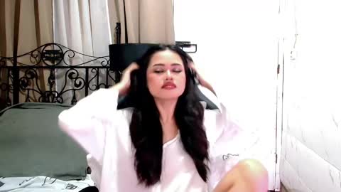 Leah online show from 18, 12, 2025