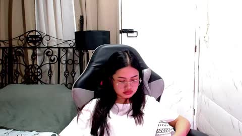 Leah online show from 20, 12, 2025