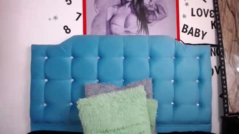 Adriana online show from 3, 11, 2025