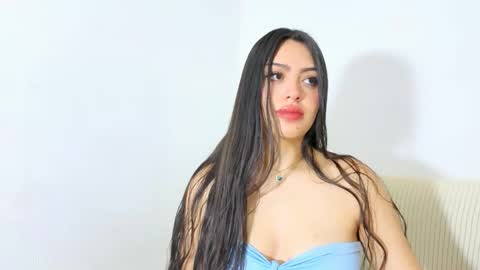 Snapshot of sweet_sophie_7 chatting on 4, 10, 2025 sweet_sophie_7 online show from 4, 10, 2025