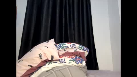 Snapshot of sweet_spoon chatting on 27, 5, 2026 Nina online show from 27, 5, 2026