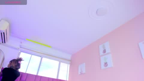 Snapshot of sweet_stacie chatting on 21, 4, 2026 sweet_stacie online show from 21, 4, 2026