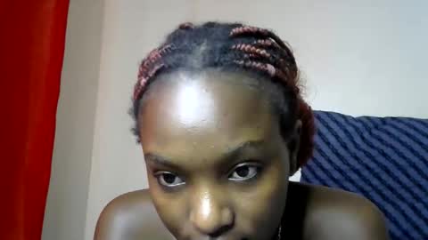sweet_strawberina online show from 14, 4, 2026