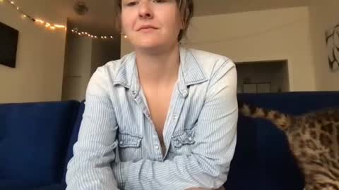 Snapshot of sweet_truffle chatting on 28, 6, 2026 Heidi Brenner - Please check bio for schedule FAQ online show from 28, 6, 2026