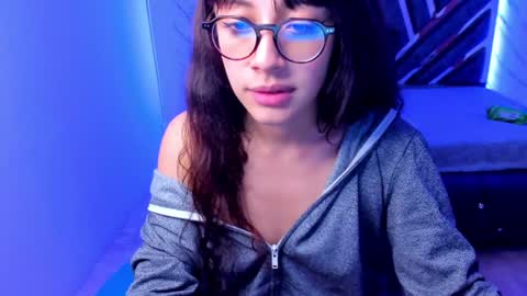 sweet_venus4 online show from 17, 1, 2025