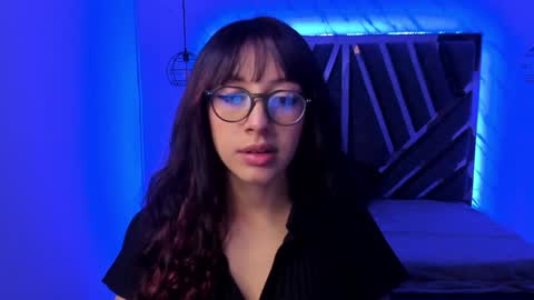 sweet_venus4 online show from 27, 1, 2025