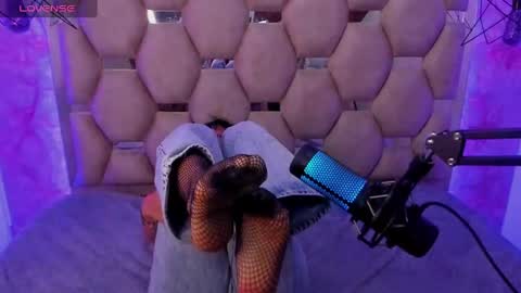 sweet_venus4 online show from 3, 3, 2025