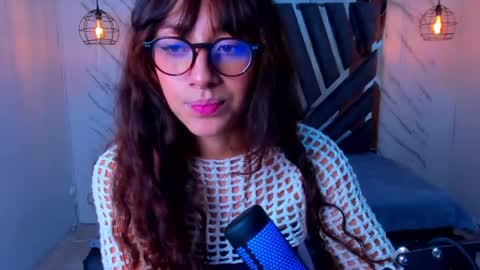 sweet_venus4 online show from 8, 3, 2025