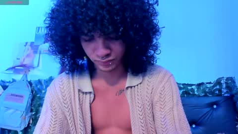 Snapshot of sweet_vond chatting on 2, 12, 2024 Steven independent model online show from 2, 12, 2024