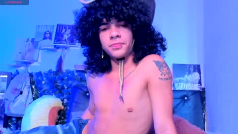 Snapshot of sweet_vond chatting on 12, 12, 2024 Steven independent model online show from 12, 12, 2024