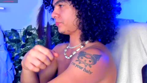 Snapshot of sweet_vond chatting on 25, 1, 2025 Steven independent model online show from 25, 1, 2025