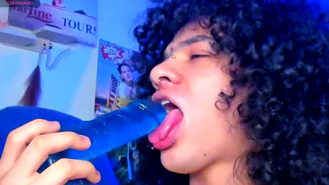 Snapshot of sweet_vond chatting on 10, 2, 2025 Steven independent model online show from 10, 2, 2025