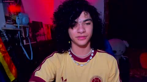 Snapshot of sweet_vond chatting on 11, 2, 2025 Steven independent model online show from 11, 2, 2025