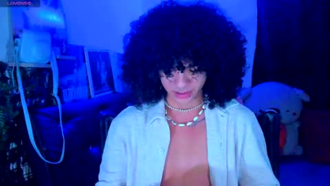 Snapshot of sweet_vond chatting on 26, 2, 2025 Steven independent model online show from 26, 2, 2025