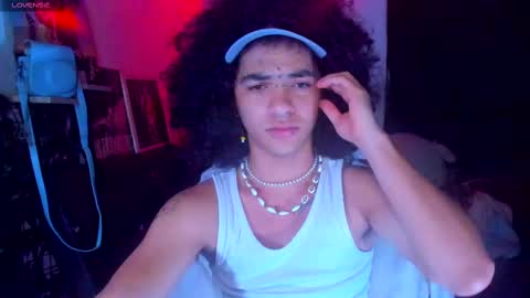 Snapshot of sweet_vond chatting on 28, 2, 2025 Steven independent model online show from 28, 2, 2025
