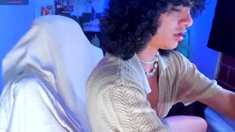 Snapshot of sweet_vond chatting on 7, 3, 2025 Steven independent model online show from 7, 3, 2025