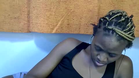 sweet_zarah online show from 2, 2, 2026