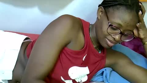 sweet_zarah online show from 2, 4, 2026