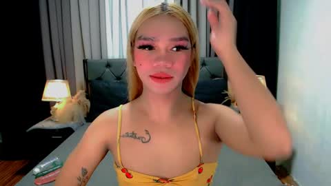 Snapshot of sweet_zoey12 chatting on 22, 4, 2026 bea takashi online show from 22, 4, 2026