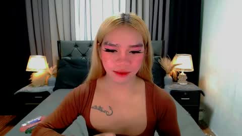 Snapshot of sweet_zoey12 chatting on 29, 4, 2026 bea takashi online show from 29, 4, 2026