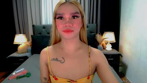 Snapshot of sweet_zoey12 chatting on 5, 5, 2026 bea takashi online show from 5, 5, 2026