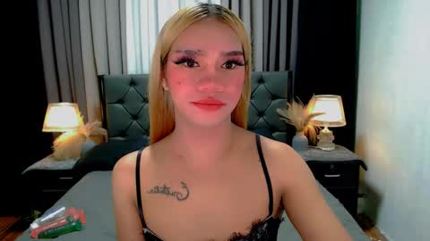 Snapshot of sweet_zoey12 chatting on 11, 5, 2026 bea takashi online show from 11, 5, 2026