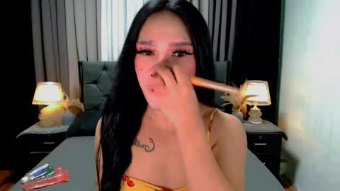 Snapshot of sweet_zoey12 chatting on 22, 5, 2026 bea takashi online show from 22, 5, 2026