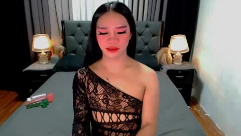 Snapshot of sweet_zoey12 chatting on 2, 6, 2026 bea takashi online show from 2, 6, 2026