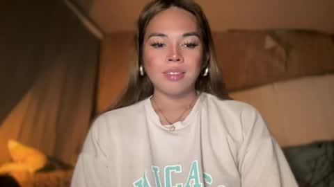 Snapshot of sweetalexa19 chatting on 12, 1, 2025 alexa your one and only queen online show from 12, 1, 2025
