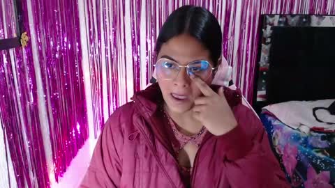 Snapshot of sweetalmaa chatting on 27, 4, 2026 Alma online show from 27, 4, 2026