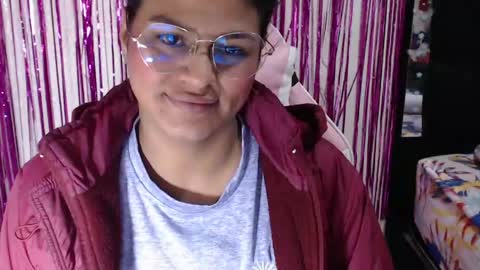 Snapshot of sweetalmaa chatting on 11, 5, 2026 Alma online show from 11, 5, 2026