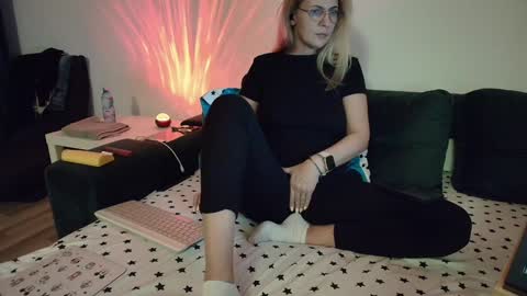 Ania online show from 30, 1, 2025