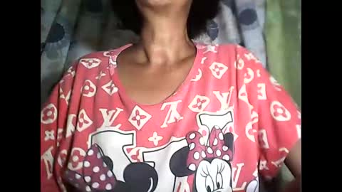 Snapshot of sweetbella24 chatting on 18, 10, 2025 im anne online show from 18, 10, 2025