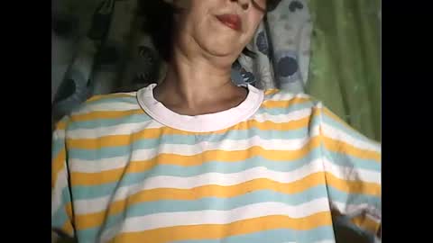 Snapshot of sweetbella24 chatting on 14, 1, 2026 im anne online show from 14, 1, 2026