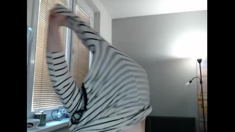 Snapshot of sweetboobs85h chatting on 28, 5, 2026 Sweetboobs85h online show from 28, 5, 2026