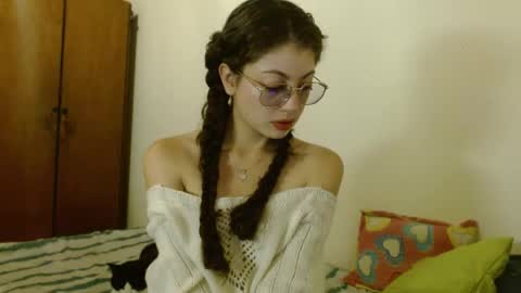 Snapshot of sweetcalm_ chatting on 22, 5, 2026 sweetcalm_ online show from 22, 5, 2026