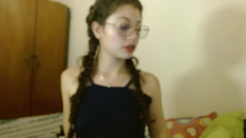 Snapshot of sweetcalm_ chatting on 26, 5, 2026 sweetcalm_ online show from 26, 5, 2026