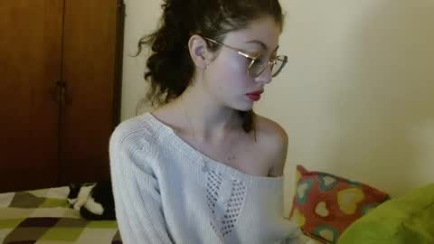 Snapshot of sweetcalm_ chatting on 6, 6, 2026 sweetcalm_ online show from 6, 6, 2026