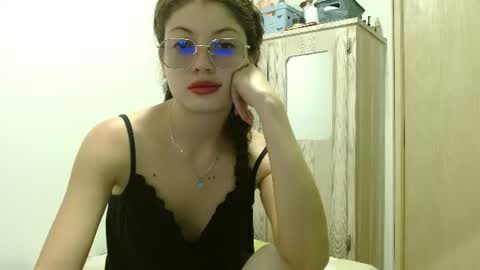 Snapshot of sweetcalm_ chatting on 19, 7, 2026 sweetcalm_ online show from 19, 7, 2026