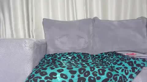 sweetcrazycarl online show from 7, 1, 2026