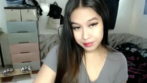 Snapshot of sweetcrizel12 chatting on 3, 10, 2025 SweetSpicy Chloe online show from 3, 10, 2025