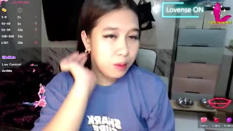 Snapshot of sweetcrizel12 chatting on 6, 10, 2025 SweetSpicy Chloe online show from 6, 10, 2025