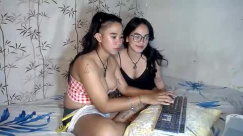 Snapshot of sweetdannica chatting on 9, 11, 2025 Danni online show from 9, 11, 2025