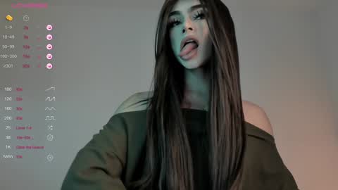 Snapshot of sweetest_bella chatting on 30, 1, 2025 Bella online show from 30, 1, 2025