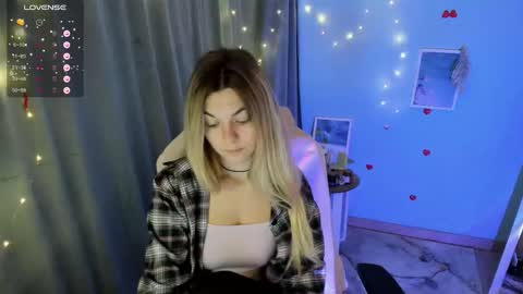 Snapshot of sweetfoyou chatting on 21, 9, 2025 sweetfoyou online show from 21, 9, 2025