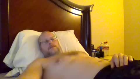 Snapshot of sweetg233 chatting on 28, 1, 2025 sweetg233 online show from 28, 1, 2025