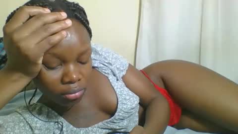 Snapshot of sweetgal2025 chatting on 7, 6, 2026 EUNICE online show from 7, 6, 2026