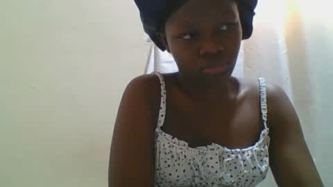 Snapshot of sweetgal2025 chatting on 23, 6, 2026 EUNICE online show from 23, 6, 2026