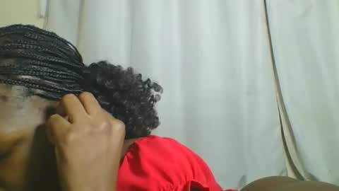 Snapshot of sweetgal2025 chatting on 23, 7, 2026 EUNICE online show from 23, 7, 2026